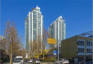 美标法兰球阀图片